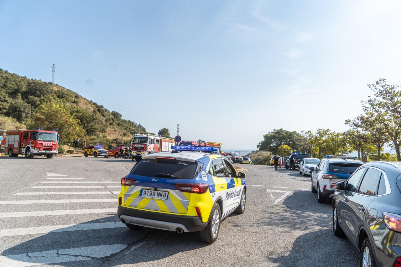 Columna de fum de l'incendi de la muntanya de Sant Pere Màrtir