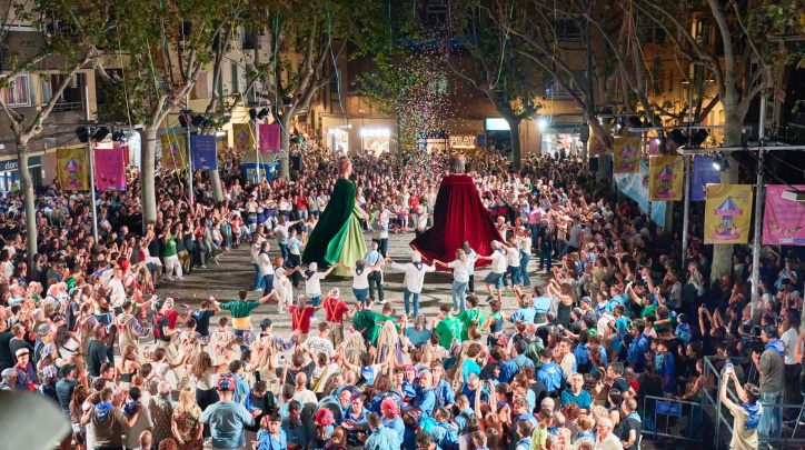 Inici de la Festa Major del Prat 2026 a la plaça de la Vila