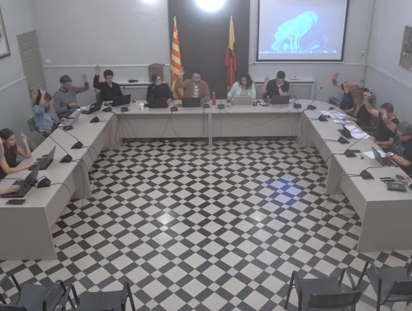 Imatge del Ple municipal d'octubre de l'Ajuntament d'Artés