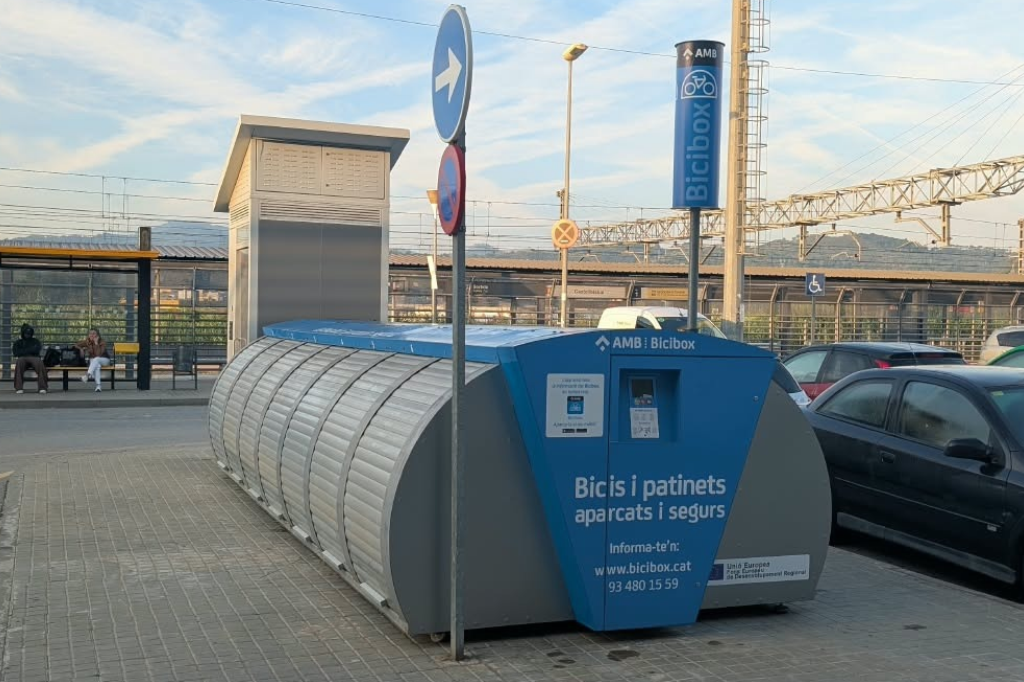 Mòdul d'aparcament Bicibox per a bicicletes a Castellbisbal