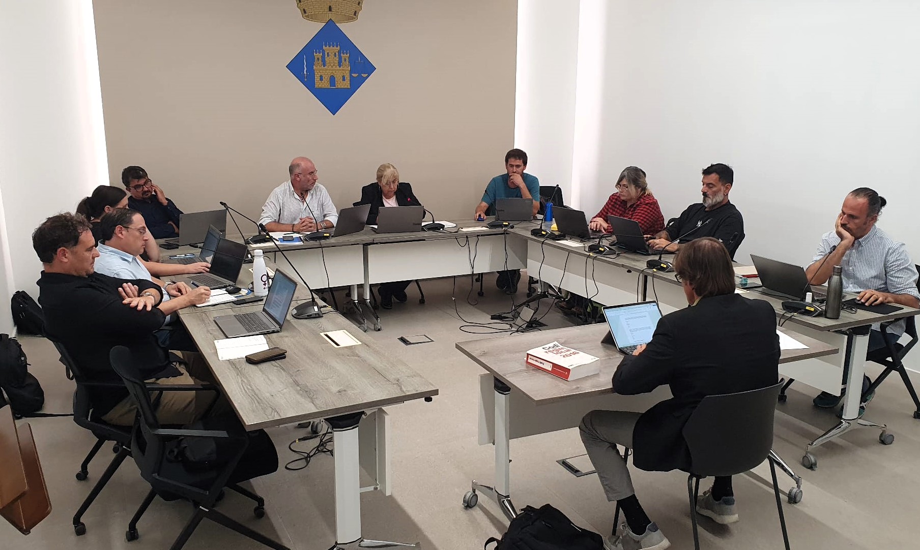 Imatge del ple de l'Ajuntament d'Olèrdola