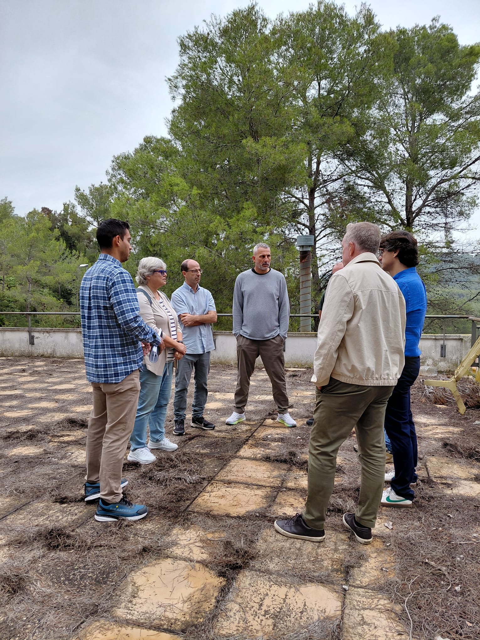 Imatge de la visita tècnica a l'edifici del Vinyet, a Mas Mestre