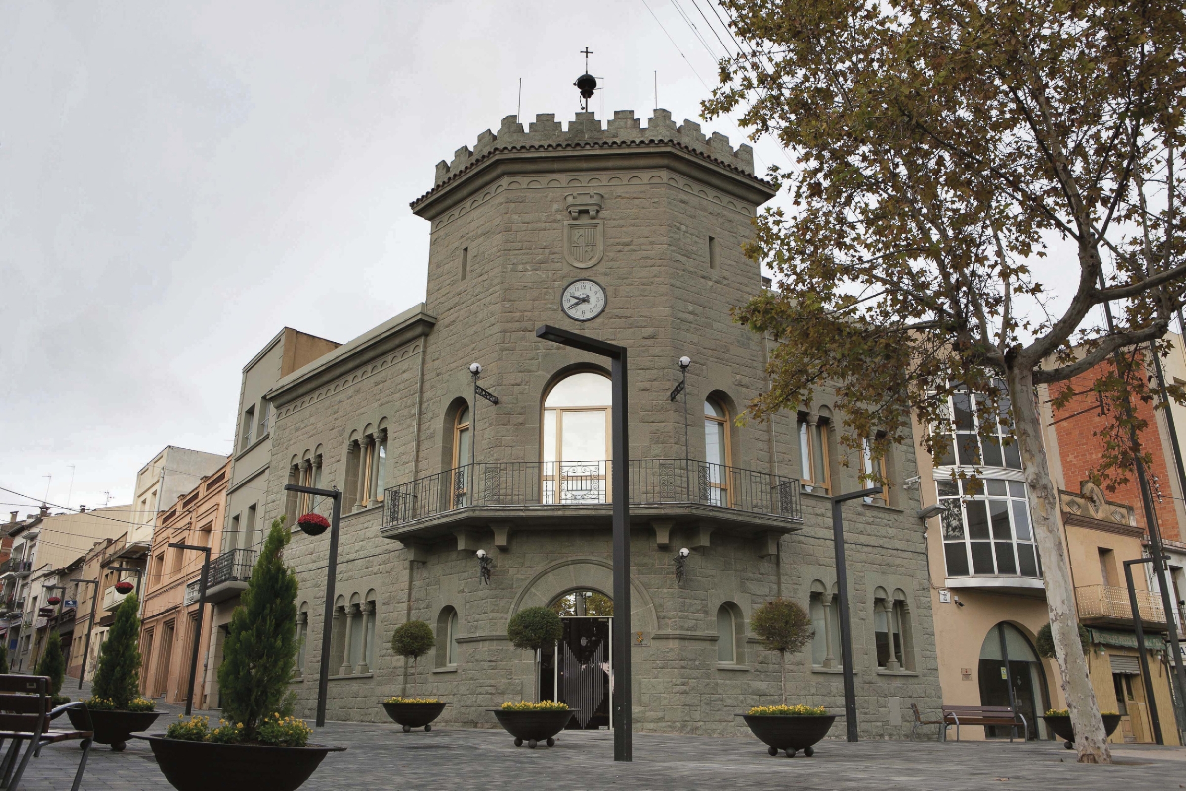 Façana de l'Ajuntament de Parets del Vallès