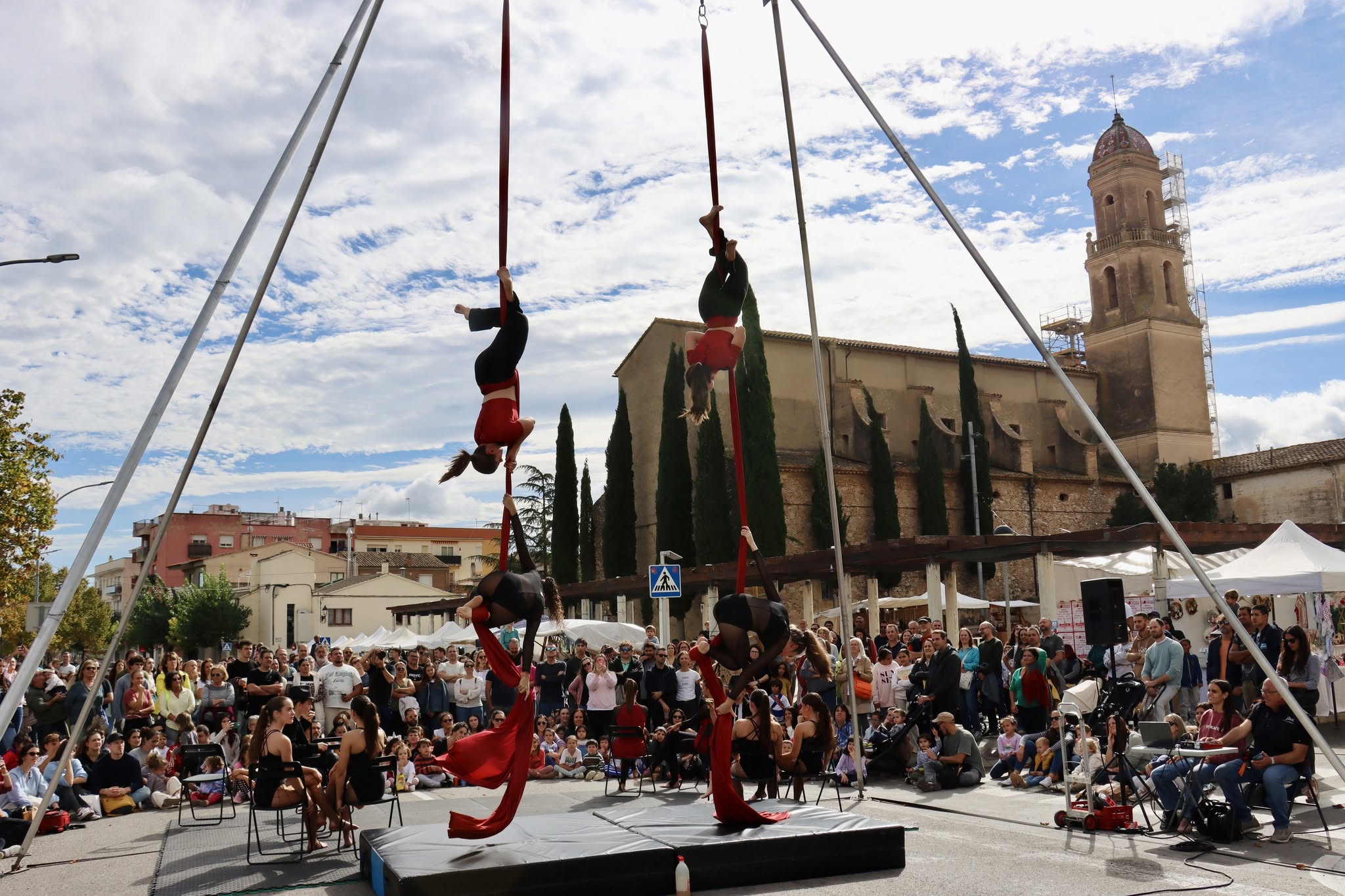 Imatge promocional del Festival Clownic i la Fira Artesana de Torrelles de Foix